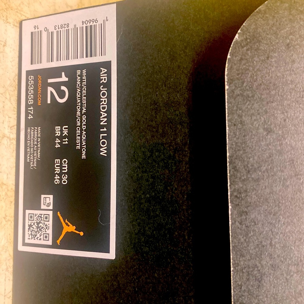 Air Jordan 1 Low White/Celestial Gold Aquatone